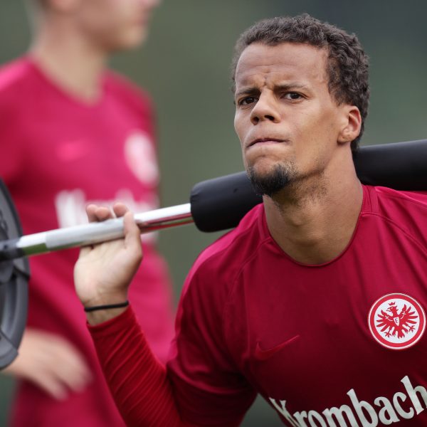 Kann sich nicht auf der Local-Player-Regelung der DFL ausruhen. Timothy Chandler gilt als einer der Kandidaten, die den Verein noch verlassen könnten.