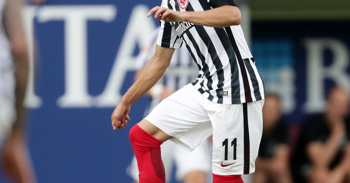 Mijat Gacinovic ist einer der Hoffnungsträger in der Offensive, derzeit befindet er sich aber in einem Loch.