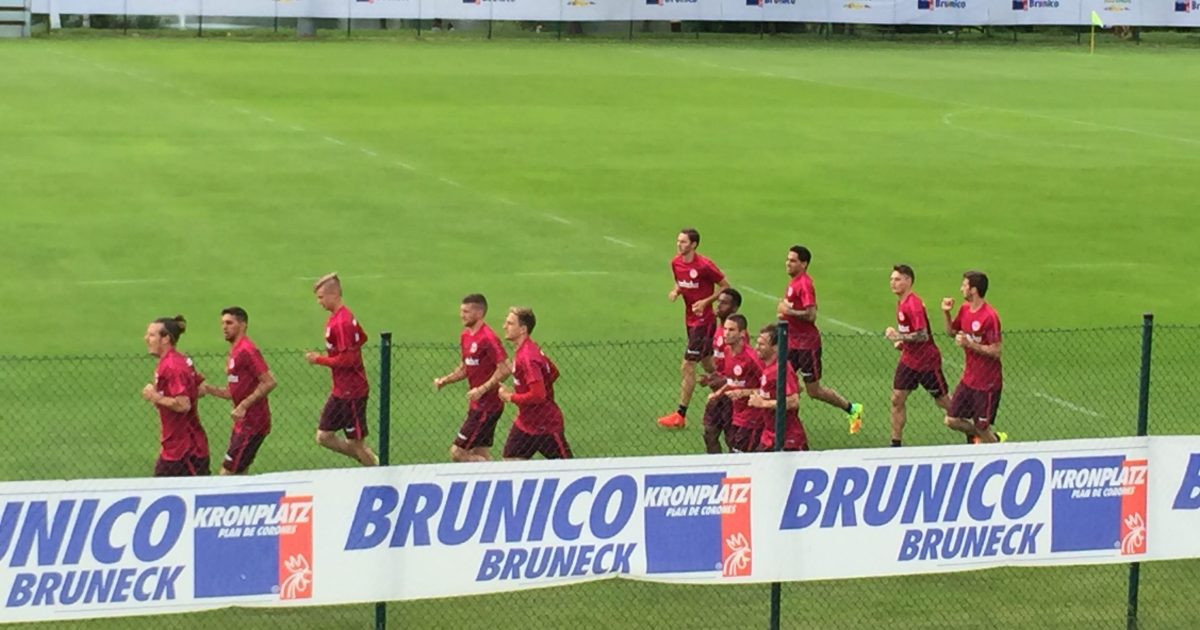 Am heutigen Nachmittagstraining nahmen nur zwölf Feldspieler teil.