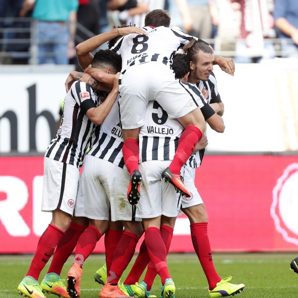 Die Mannschaft der SGE hatte auch am Samstag wieder Grund zum Jubeln.