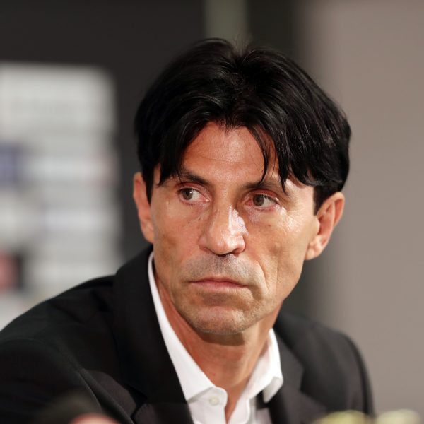 Muss bei der Eintracht aus wenig möglichst viel machen: Sportdirektor Bruno Hübner.