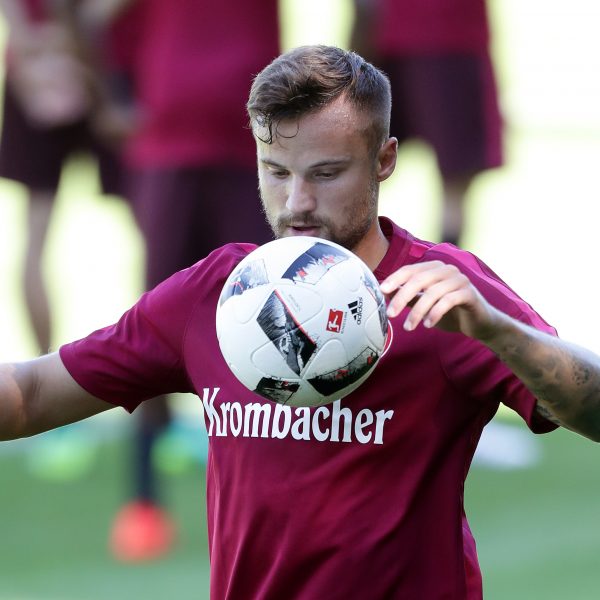 Haris Seferovic muss sich derzeit im Training anbieten