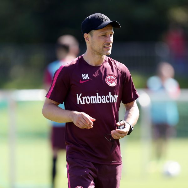 Eintracht-Coach Niko Kovac möchte mit seinem eigener Einstellung Vorbild für seine Spieler sein und ihnen Ängste vor Fehlern nehmen. 