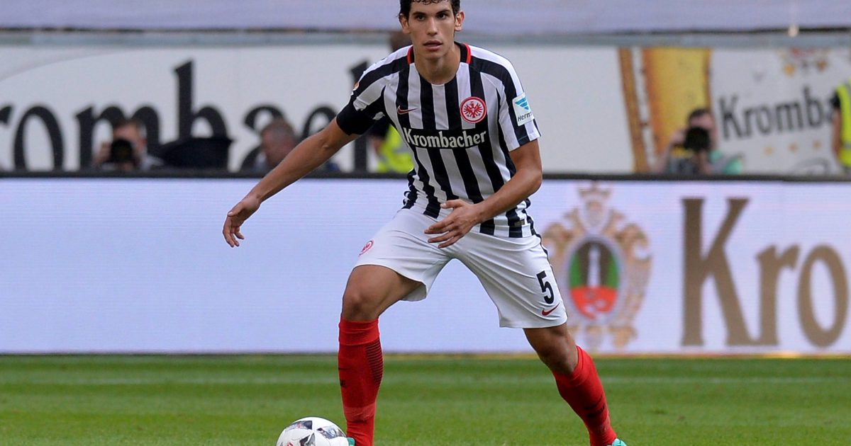 Betonte, dass er sich gut eingelebt habe: Jesus Vallejo. (Foto: imago/Revierfoto)