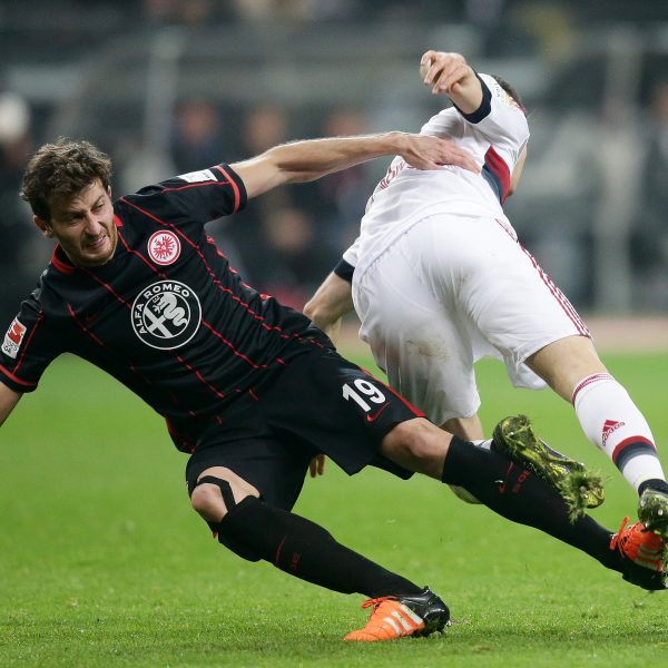im letzten Heimspiel hatten es Lewandowski und Co. schwer mit der beinharten SGE-Abwehr.