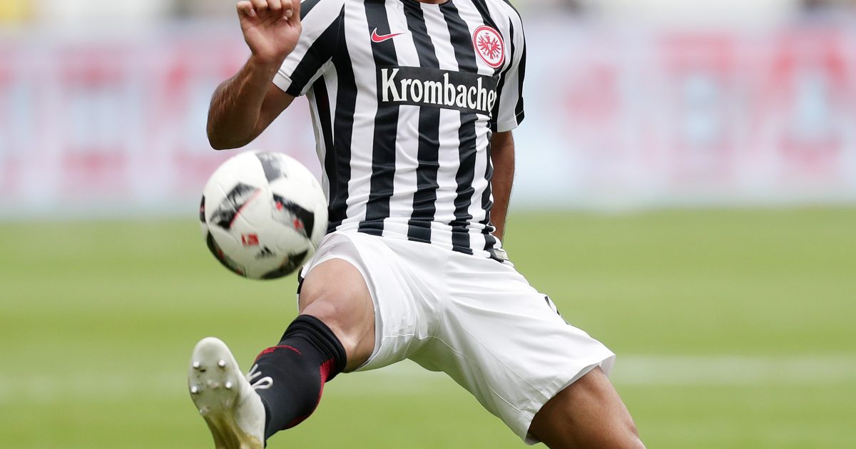 Marco Fabián hofft darauf, dass die Mannschaft jetzt auch gegen den HSV eine Topleistung abruft.