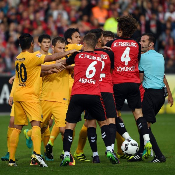 Eintracht Frankfurt fährt ohne Punkte zurück nach Hause.(Foto: imago/Hübner)