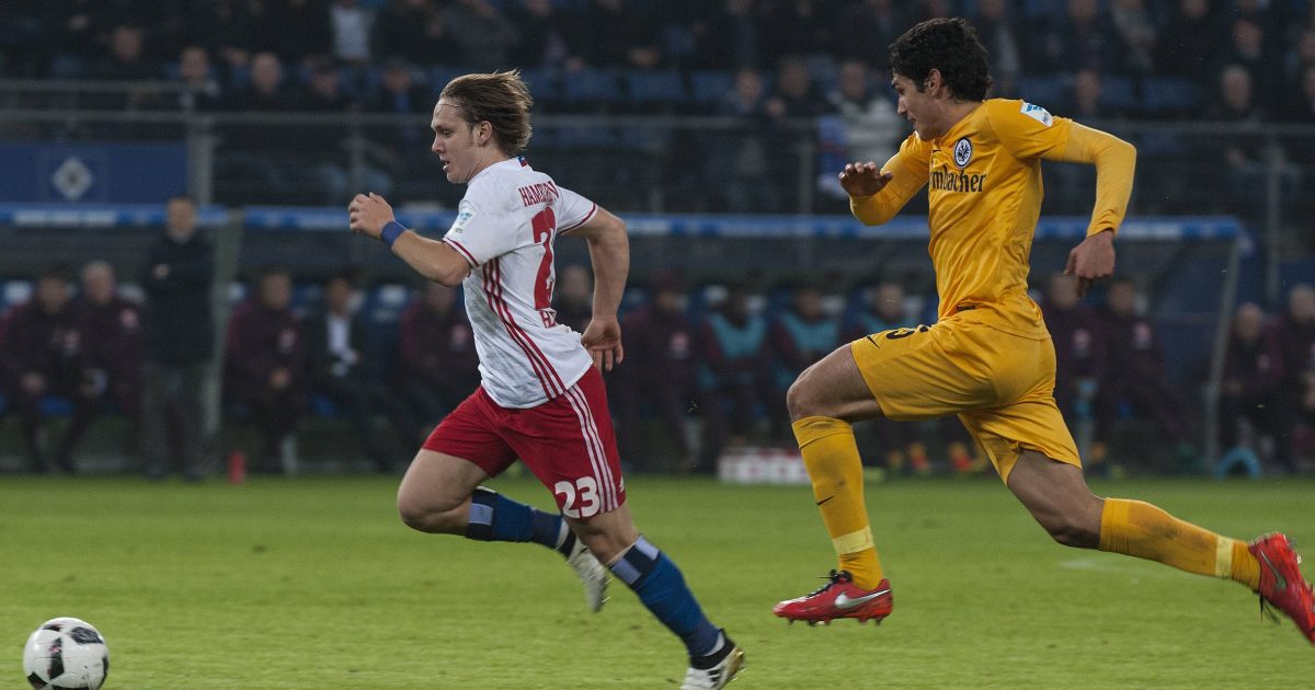 Für alle die das Spiel nicht gesehen haben: Wenige Meter später hat Jesús Vallejo Alen Halilovic eingeholt und den Ball gewonnen. (Foto: imago/Metelmann)