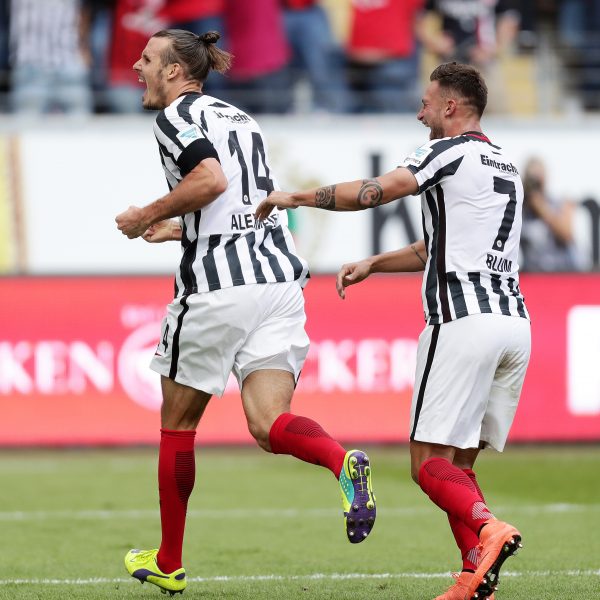 Alex Meier lässt die Eintracht häufig jubeln - allerdings nur noch bei Heimspielen.