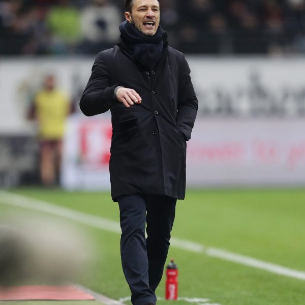 Eintracht-Trainer Niko Kovac will sich nach dem aggressiven Spiel am Freitag keine Methode unterstellen lassen. Für die Schiedsrichterfortbildung hat er zudem eine gute Idee.
