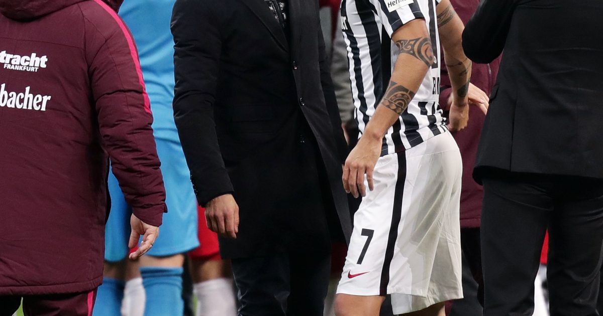 Danny Blum verlässt nach der Partie gegern den 1. FC Köln humpelt den Platz und fällt anschließend mit einem Innenvandriss den Rest der Hinrunde aus.