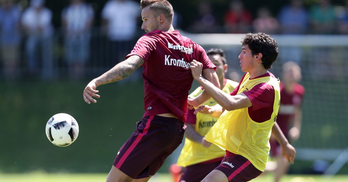 Die Wahrscheinlichkeit, dass Seferovic und Vallejo nächstes Jahr im SGE-Trikot spielen, sinkt...