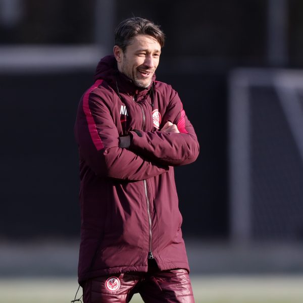 Niko Kovac kann derzeit ganz entspannt zusehen, was seine Mannschaft auf dem Feld macht.