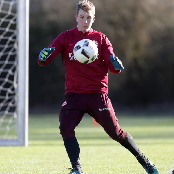 Leon Bätge ist seit Sommer 2015 bei der Eintracht.