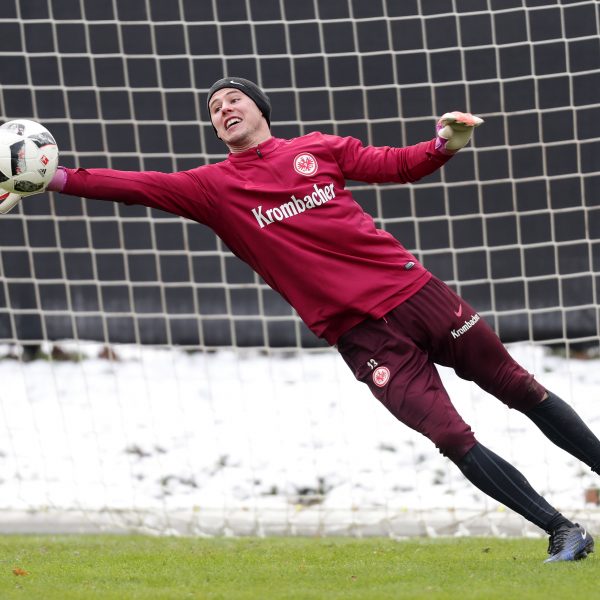 Heinz Lindner will sich nicht festlegen, wo er ab Sommer die Bälle fängt.