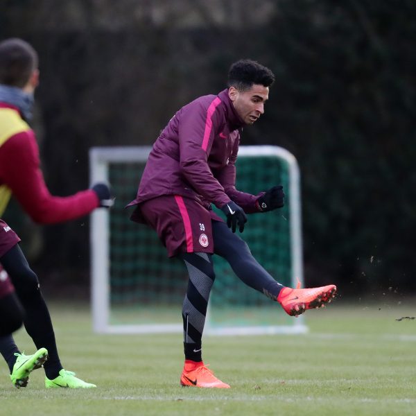 Omar Mascarell zählt zu den unumstrittenen Leistungsträgern bei der Eintracht.
