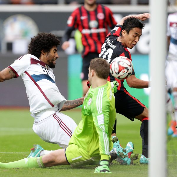 Manuel Neuer (r.) und Makoto Hasebe werden auch morgen aufeinandertreffen.