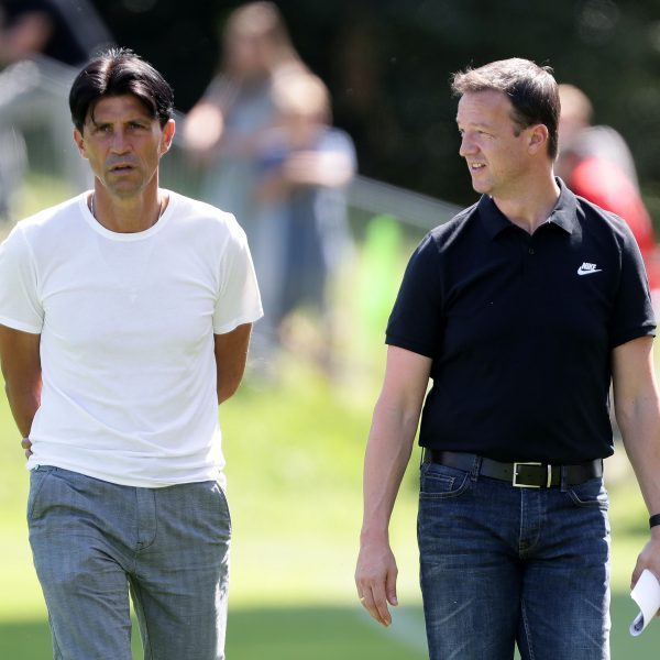 Fredi Bobic (r.) und Bruno Hübner arbeiten bereits mit Hochdruck am Kader für die neue Saison.