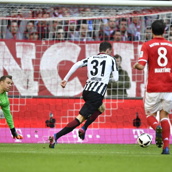 Hatte gleich zweimal ein Tor auf dem Fuß: Hrgota. (Bild: Imago/Michael Weber)