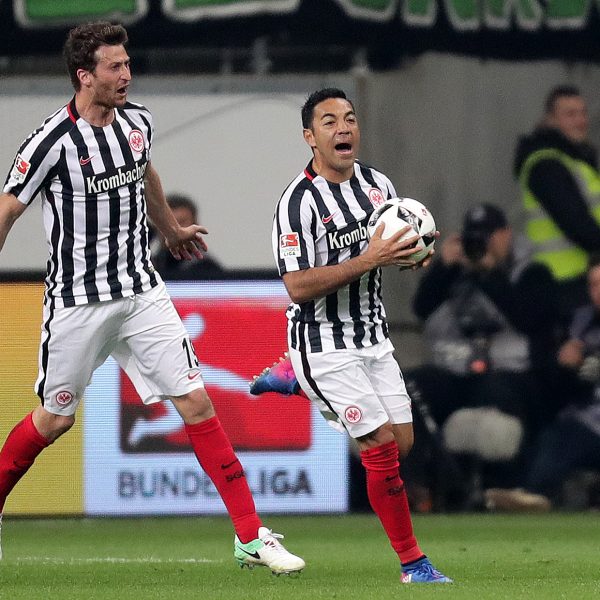 Abraham und Fabián jubeln über einen hochverdienten Punkt gegen Bremen.