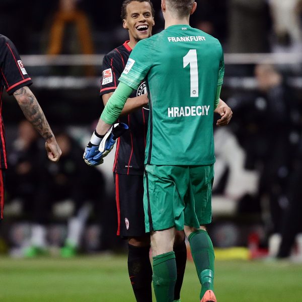  Chandler und Hradecky freuen sich auf das Pokal-Halbfinale.