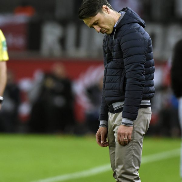 Musste mit seiner Mannschaft trotz guter Leistung erneut eine Niederlage einstecken: Eintracht-Trainer Niko Kovac (Bild: imago/Horstmüller)