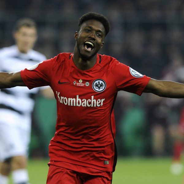  Torschütze zum 1:0 für die Eintracht: Taleb Tawatha. (Bild: imago/Uwe Kraft)