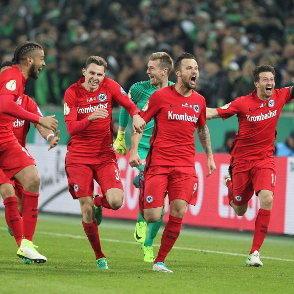  Hector, Hrgota, Hradecky, Seferovic und Abraham konnte nach dem letzten Elfer nichts mehr halten. (Foto: imago/osnapix)