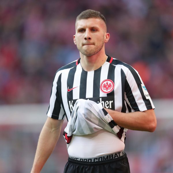  Lässt Frankfurter Herzen höher schlagen, aber muss sich womöglich noch etwas gedulden - Ante Rebic.