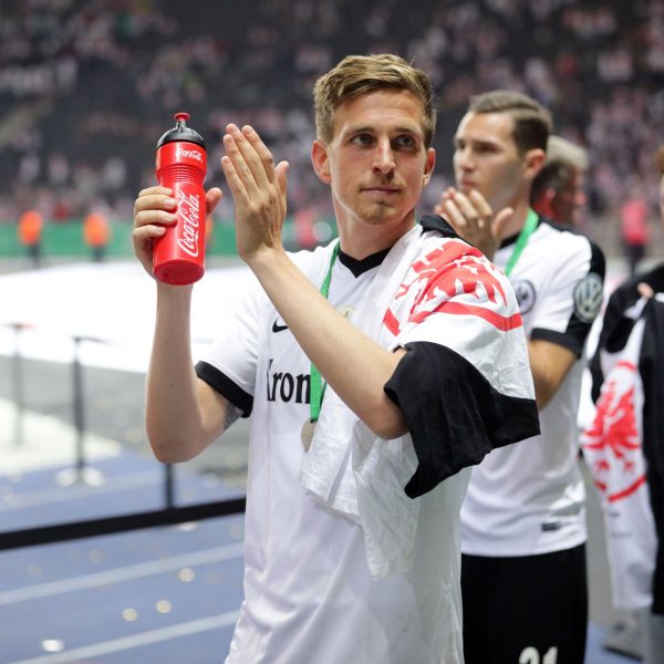  Wird in der nächsten Saison möglicherweise auf Schalke spielen: Bastian Oczipka.