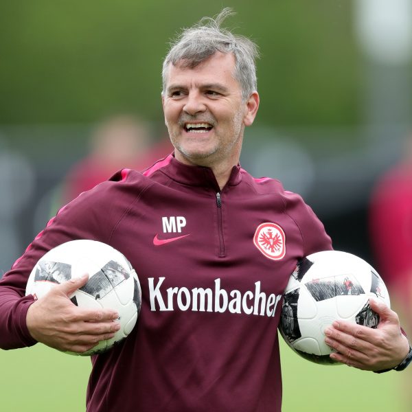  SGE-Torwarttrainer Manfred 