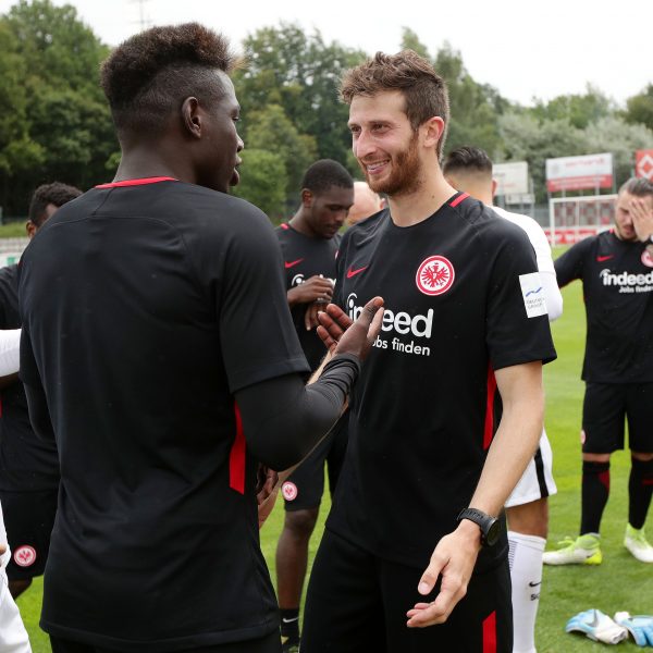  David Abraham ist im Team und bei den Fans voll anerkannt.