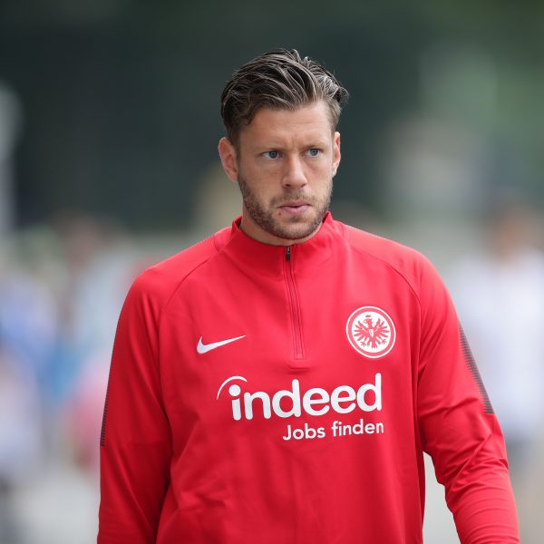  Eintracht Frankfurt musste aufgrund einer Krebserkrankung lange auf Verteidiger Marco Russ verzichten