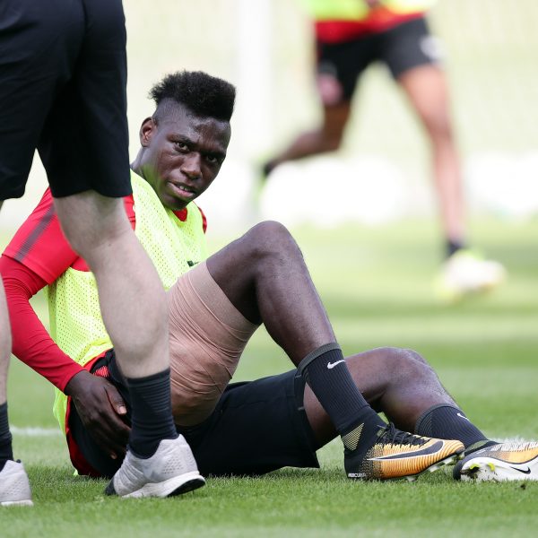  Schlechte Nachrichten für die Eintracht. Da Costa und Besuschkow fallen die nächsten Wochen aus.