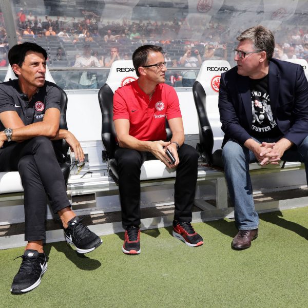 Bruno Hübner, Fredi Bobic und Axel Hellmann sehen die Eintracht gut aufgestellt.