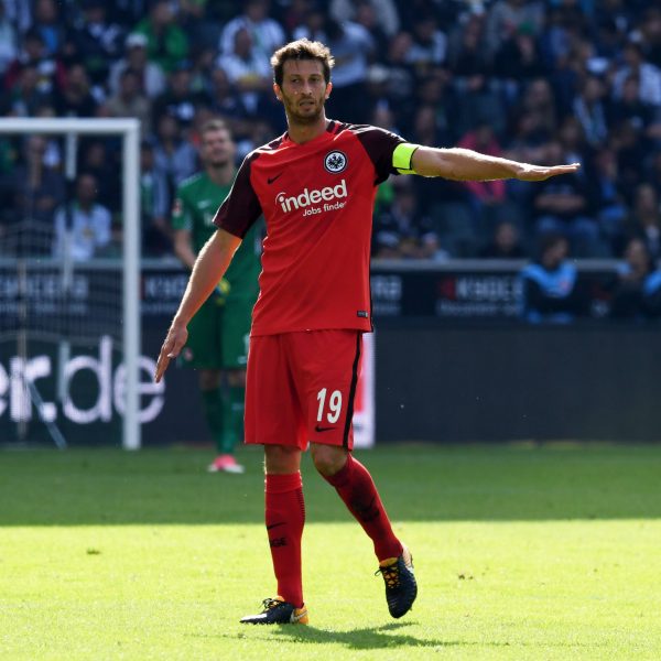  David Abraham ist maßgeblich dafür verantwortlich, dass die Eintracht momentan vor allem in der Defensive zu überzeugen weiß. (Foto: imago/Chai v. d. Laage)