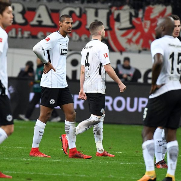  Die Enttäuschung nach der Niederlage gegen Leverkusen war den Spielern ins Gesicht geschrieben. (Foto: imago/Huebner)