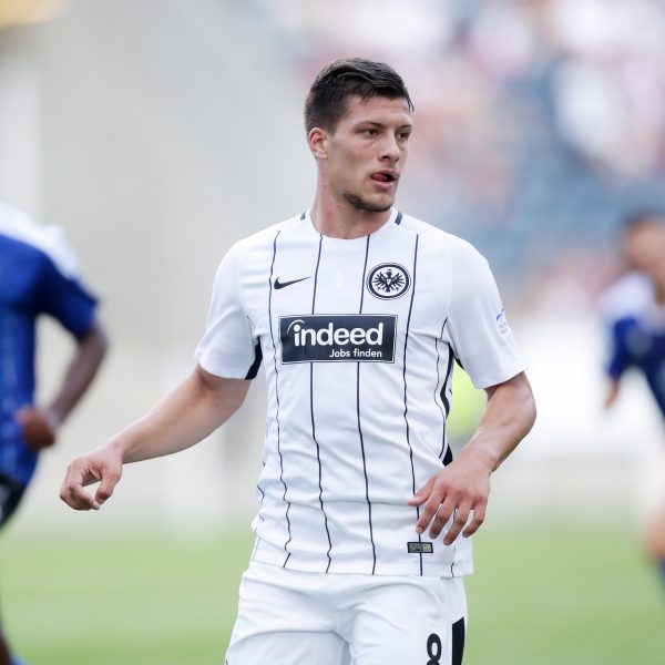  Luka Jovic entwickelt sich zu einer der heißesten Transfer-Aktien des Sommers.