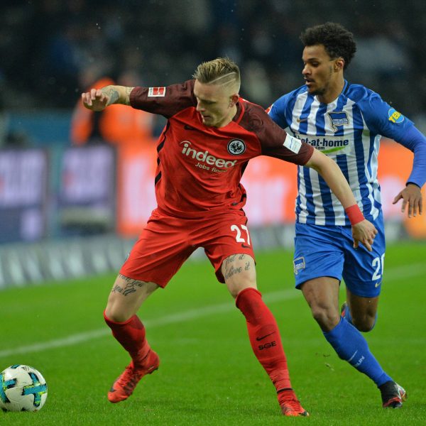  Marius Wolf - Sein Hammer brachte die Eintracht zurück ins Spiel. (Foto: imago/Sven Simon)
