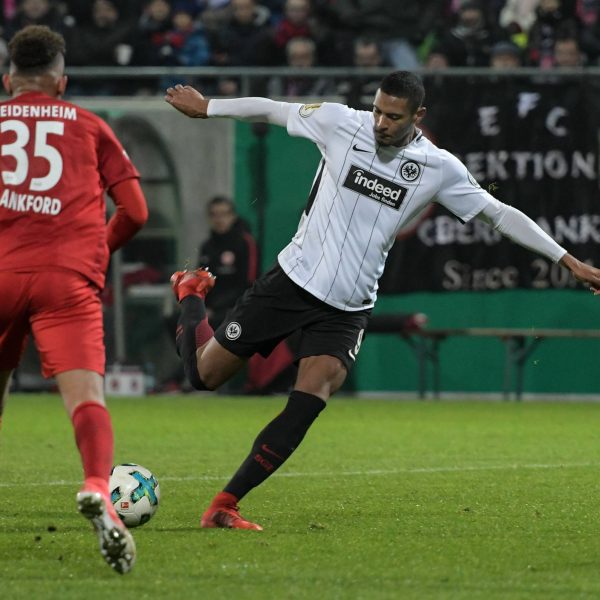  Dank seines Tores erhielt Haller von euch eine gute Note für das Spiel in Heidenheim. (Bild: imago/Jan Huebner)