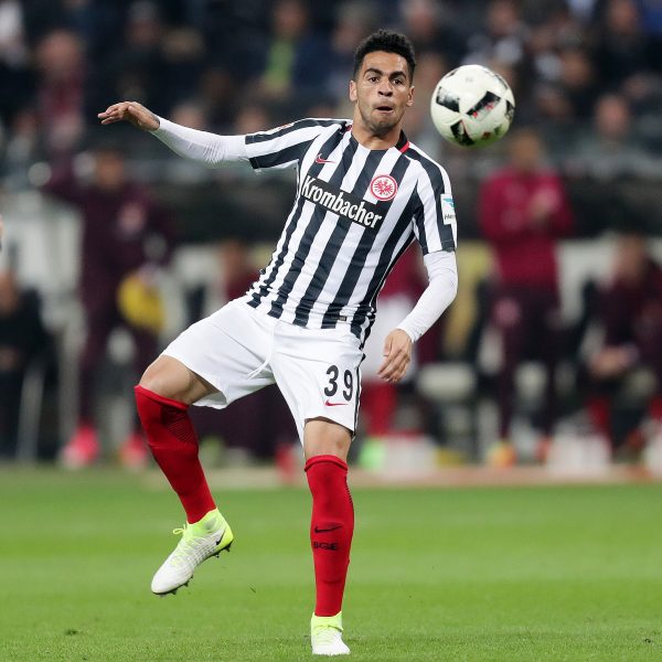 Omar Mascarell wird auch in der Rückrunde für die Eintracht spielen.