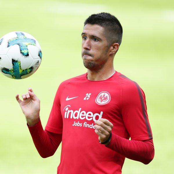  Slobodan Medojevic könnte die Eintracht in den nächsten Tagen verlassen.