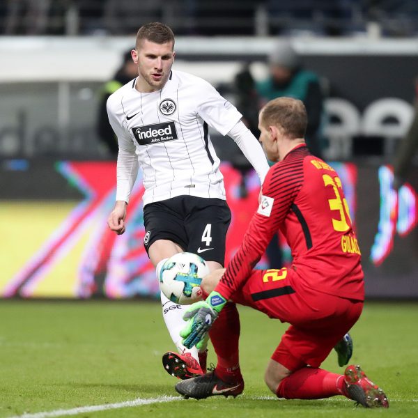  Ante Rebic glänzt derzeit bei der WM. Bleibt er der SGE auch in der kommenden Saison erhalten?