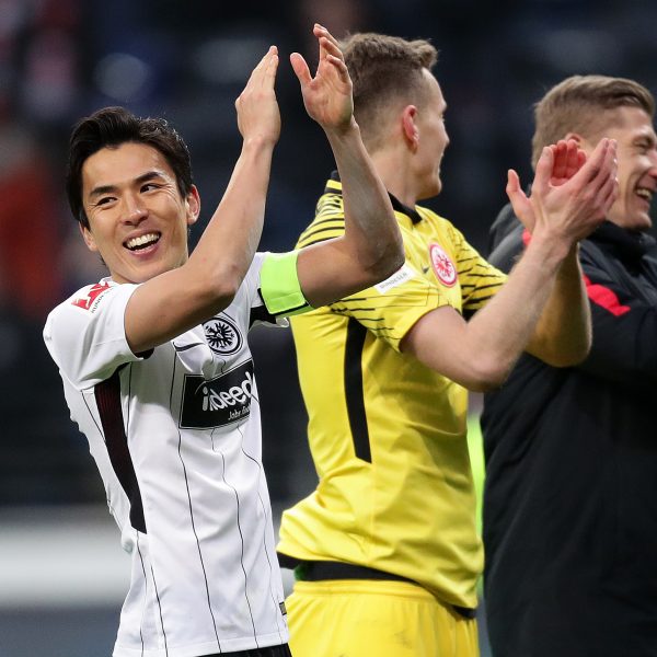  Jubelt Makoto Hasebe auch in der nächsten Saison bei der Eintracht?