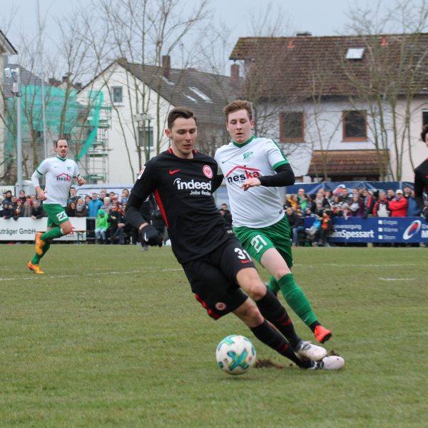  Branimir Hrgota durfte in der letzten Saison häufig nur in Testspielen ans Werk.