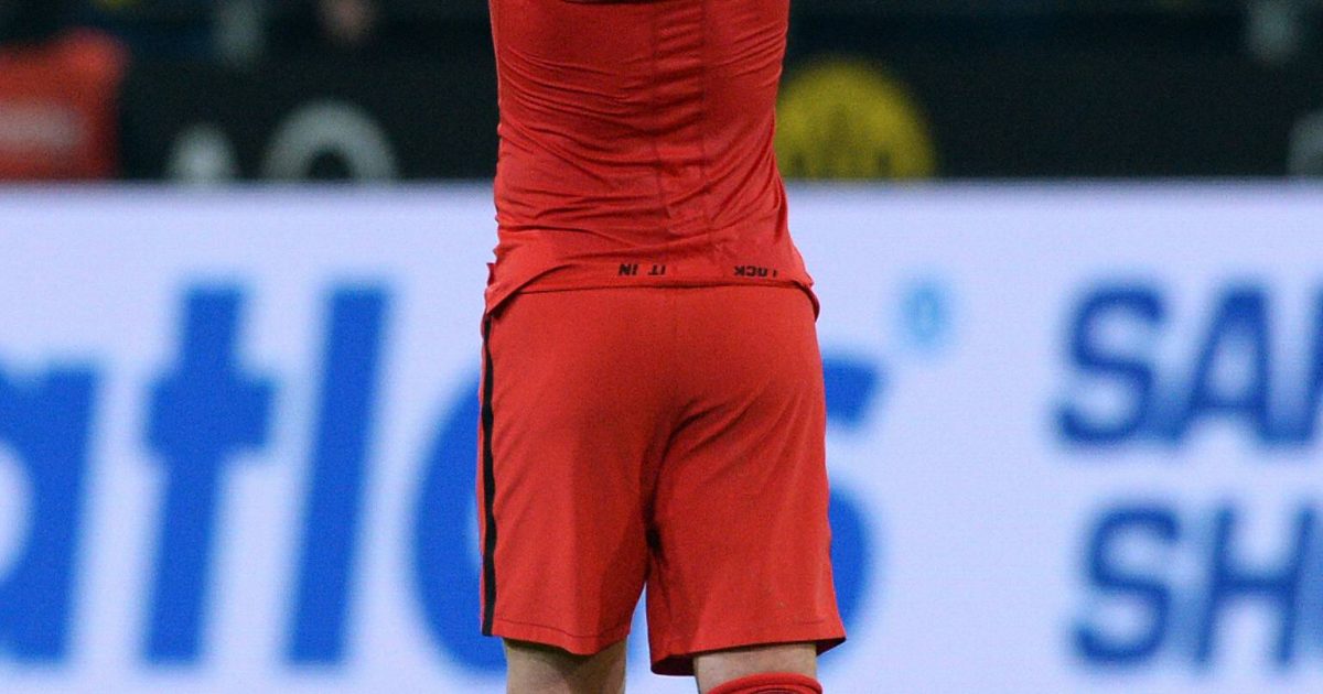 Pure Enttäuschung bei Luka Jovic nach der Partie. Sein zwischenzeitlicher Ausgleich sollte am Ende nicht zum Punktgewinn reichen.(Bild: imago/Uwe Kraft)