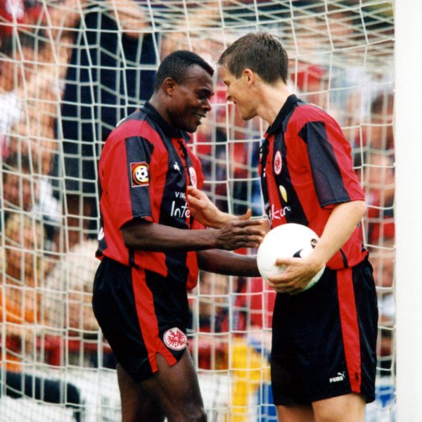  Bachirou Salou und Jan-Aage Fjortoft hatten nur einmal Grund zum Jubeln. Foto: Imago/Team 2