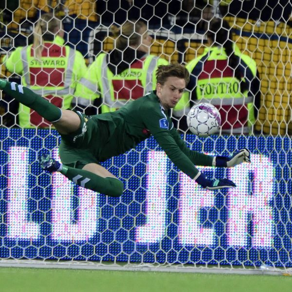  Frederik Rönnow will zeigen, dass er auch in der Bundesliga bestehen kann. Foto: imago/Ritzau Scanpix