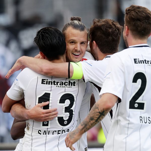  Ein besseres Drehbuch hätte man für diesen Nachmittag nicht schreiben können. Das Comeback von Alex Meier war wohl das emotionale Highlight der bisherigen Saison.