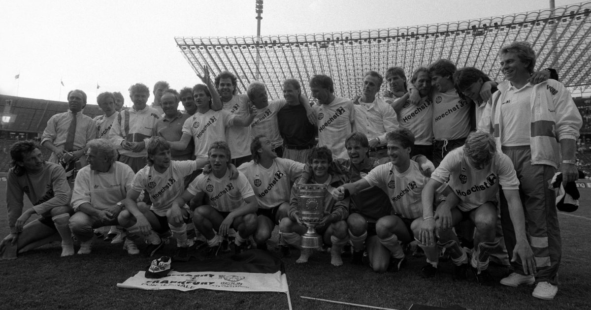 Die Pokal-Sieger von 1988. Foto: Imago/Ferdi Hartung